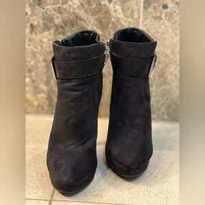 “Like New” Black Faux Suede Heeled Ankle Boots…Size 8 1/2